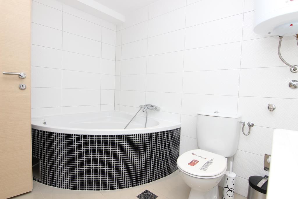 Apartment Pika Smokvina 2A Винишче Номер фото